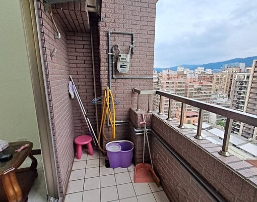 騎車8分鐘汐科/9分鐘南軟,代收垃圾、可租補、陽台獨立套房 - Image 11