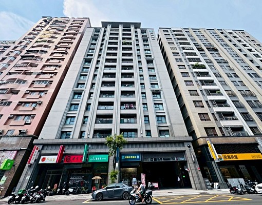 巨蛋凹子底雙商圈高樓層溫馨兩房衛浴開窗家具全含管 - Image 8