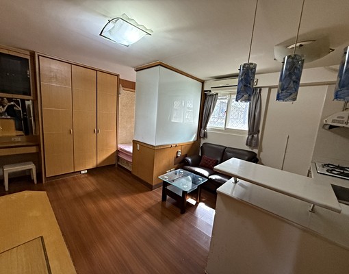 中山站＊電梯美套房＊拎包入住可租補 - Image 1