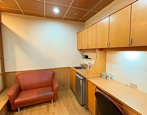 社宅🏠自強三30F三多商圈85大樓套房近捷運輕軌愛窩 - Image 3
