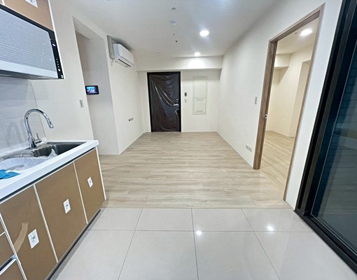 免仲可租補-全新交屋A7商圈，富宇富御兩房車，近學區 - Image 2