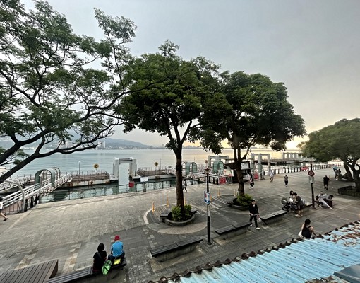 ✨淡水老街✨河景第一排金店面✨1+2樓大空間 - Image 1