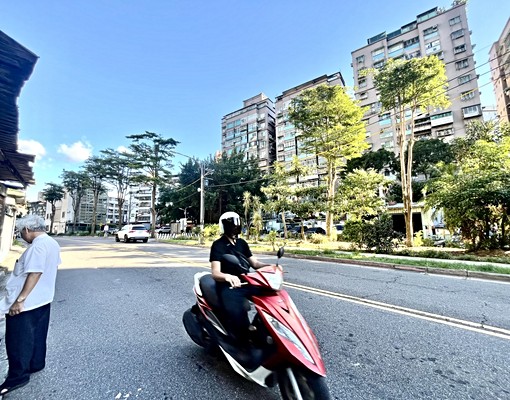 CP值高/一樓馬路店面/可開店工作室使用/3分鐘到景安站 - Image 2