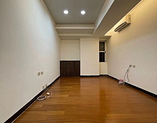 美樂*南京復興*近小巨蛋*微風廣場*松山一房*採光佳*可報稅 - Image 2