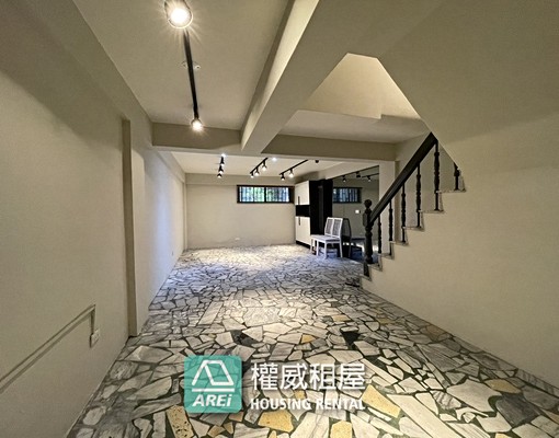 🌳【台南北區｜透天獨棟】4房2衛×庭園大宅權威 - Image 9