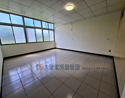租超大坪數.透天附家電家具 - Image 7