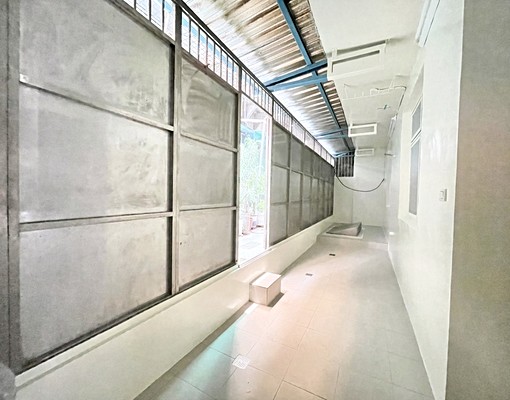 七張捷運車庫明亮一樓 - Image 8