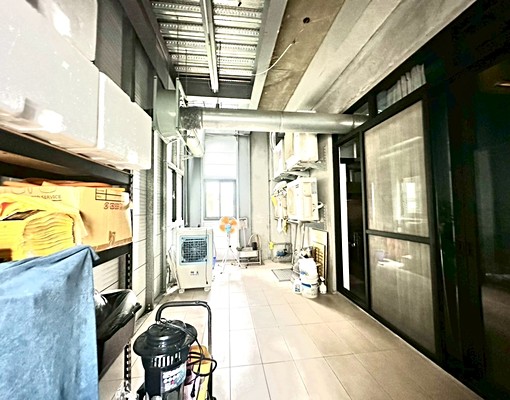 草屯太平路大面寬適百業醫美診所一樓店面 - Image 10