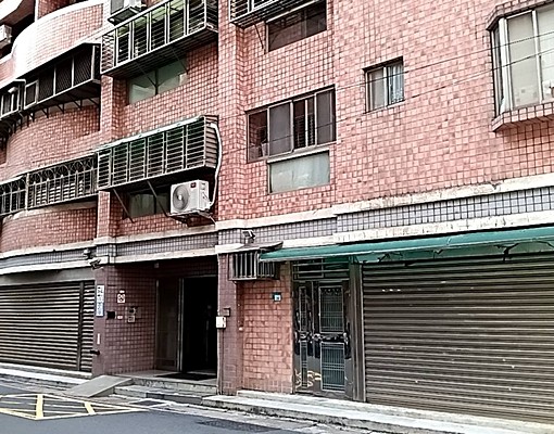 近竹圍~捷運。關渡大街。近食街商圈。雅緻。安靜套房 - Image 10