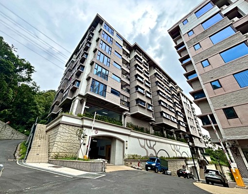 最夯2房僅有此戶❀湯泉歐堡美宅~住商宸熏 - Image 3