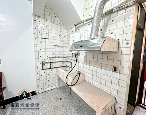 ⭐淡水河台北橋菜寮雙捷運站♥可租補可戶籍可報稅♥高ＣＰ值２房 - Image 4