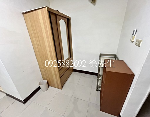 八大學區/建華街CP值高/優質套房 - Image 4