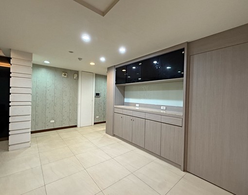 峰景鳳翔大三房皆採光13F高樓層 - Image 7
