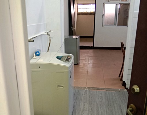 空間大，放很多，一房一廳，獨立洗衣機 - Image 2