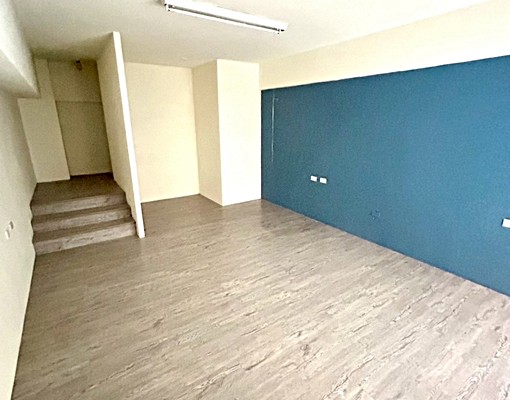 樓店合一,地段佳 - Image 3