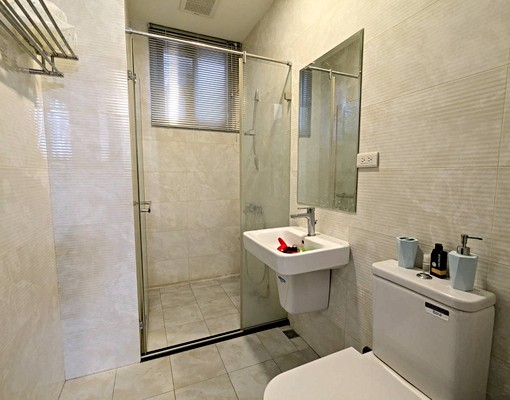 租金3❌❌❌北屯輕屋齡🌱大三房附大露台🌱可租補含車管 - Image 10