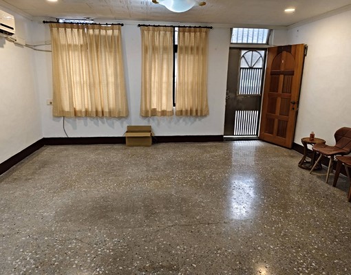 舊莊國小樓中樓(非夾層)大兩房可租補 - Image 2