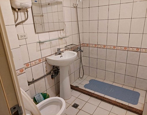 永明街電梯套房/有傢俱/有陽台/含管理費(可申請租屋補助) - Image 9
