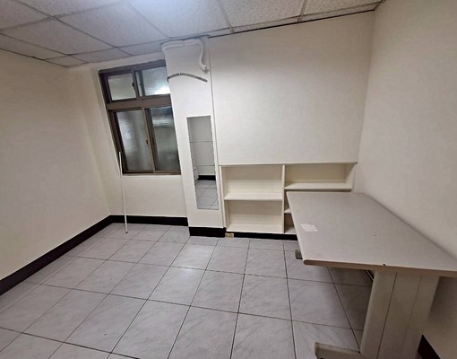友善房源~社宅包租代管北投公館路一樓2房~可租補 - Image 9