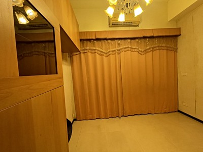 步行5分鐘即達六張犁捷運站,交通方便24時管理採光邊間