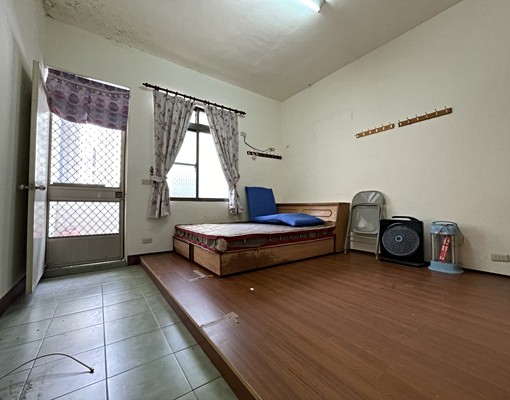 <萬丹丹路榮上大透店>三樓半格局方正明亮通風 - Image 2