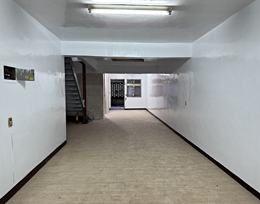 稀有出租正路邊店面1樓＋地下室 - Image 11