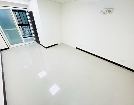 捷運文德/電梯租案。獨立陽台。可登記。商用。住家 - Image 2