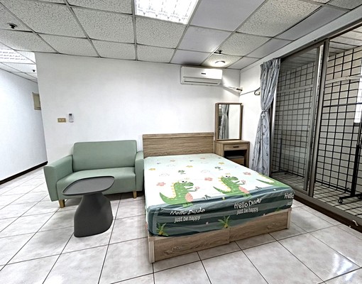 台中醫院套房★可租補★台電讀洗曬★近中華路台灣大道五權路 - Image 5