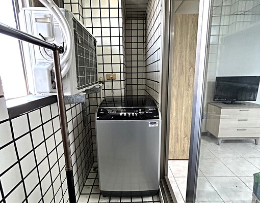 台中醫院套房★可租補★台電讀洗曬★近中華路台灣大道五權路 - Image 8