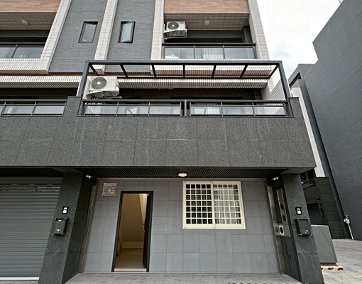 台積電旁/全新交屋套房/4K聯網超大電視 - Image 9