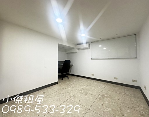 租屋藏寶圖🏡火車站前辦公室、樓中樓、配備齊全、歡迎預約 - Image 9