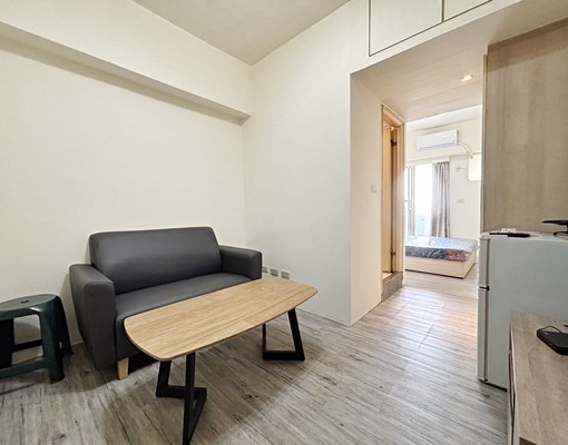 ⭐近一中❇️精武車站❇️可貓❇️租補❇️美裝潢一房一廳⭐ - Image 2