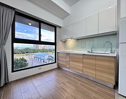 青埔🉑租補~大兩房~傢俱可談~採光佳~全室木地板 - Image 5