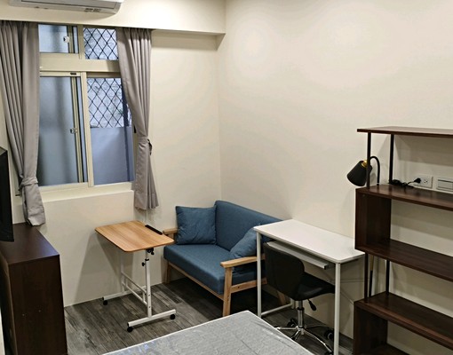 近捷運新店站~合法全新裝潢~自租免服務費~房仲勿擾 - Image 1