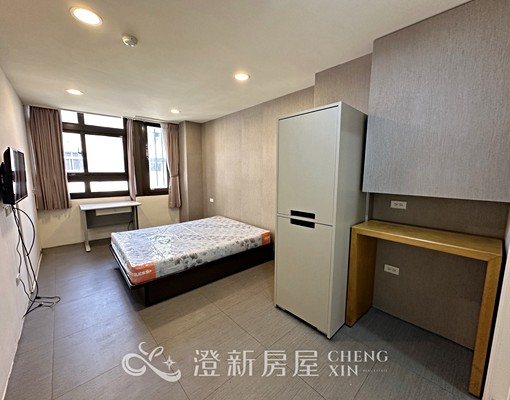 獨立套房｜東門街可租補電梯套房 - Image 1