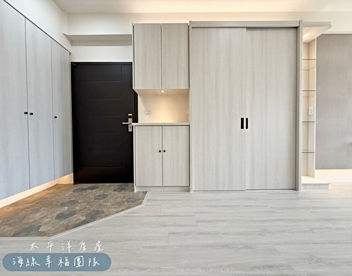 文青風美裝潢/大兩房平車/傢俱電全/一卡皮箱入住 - Image 5