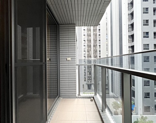 🥇可租補｜質感三房大空間"少有雙陽台格局｜近好市多．捷運站 - Image 3