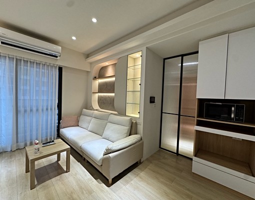 可租補“南區中山醫❤️超美裝潢全新,三房平車新電梯大樓 - Image 2