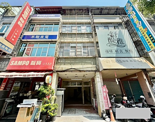 R12後驛捷運|高雄車站博愛一路|燙金透天店面 - Image 1