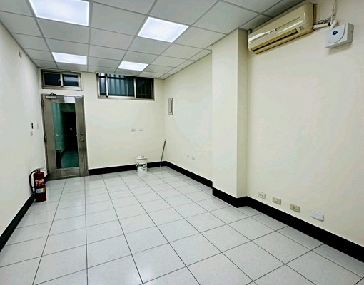 🌸華勛國小✅️可租補✅️可戶籍｜住店皆宜｜1F+B1 - Image 2