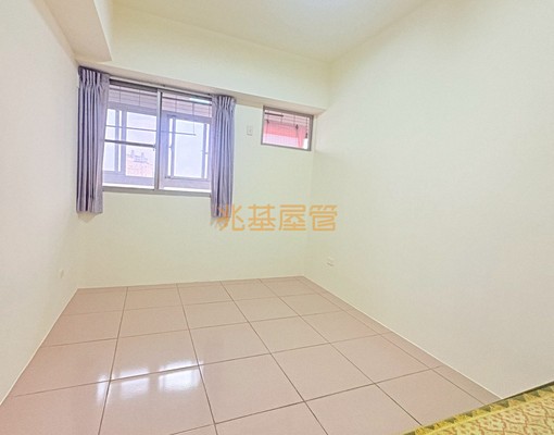 兆基🏡立仁大廈4房出租 - Image 4