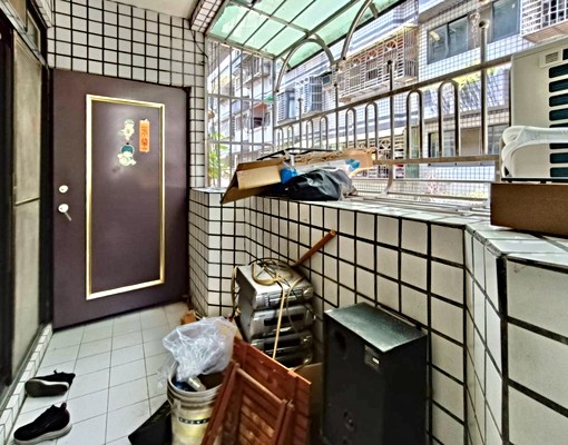 🍎近三峽老街市場前後陽台公寓三房👍可入戶.申請租補 - Image 2