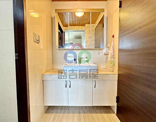 西屯中科【藍海帝國】，全配漂亮三房，附平面車位，可租補 - Image 8