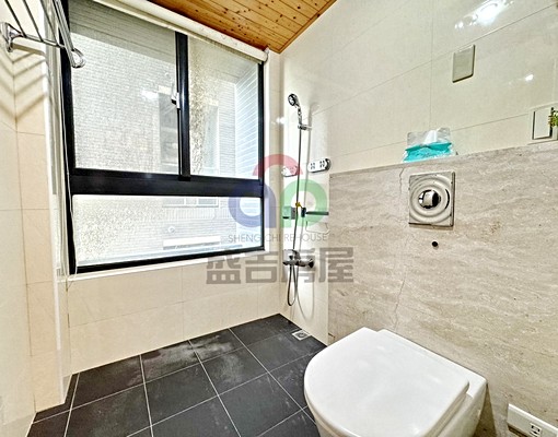 西屯中科【藍海帝國】，全配漂亮三房，附平面車位，可租補 - Image 9