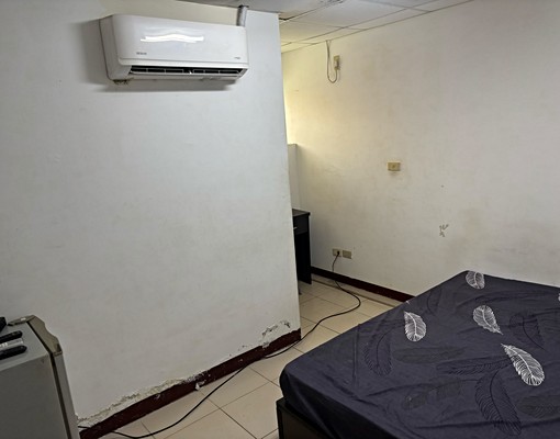 高雄市岡山區套房與車位出租 - Image 1