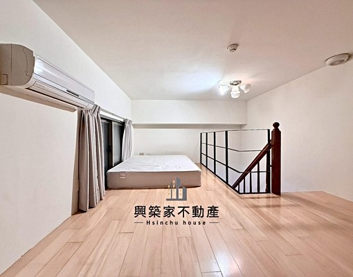 ‼️家樂福正對面｜陽光暖暖樓中樓｜挑高空間 - Image 6