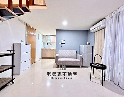 ‼️家樂福正對面｜陽光暖暖樓中樓｜挑高空間 - Image 2