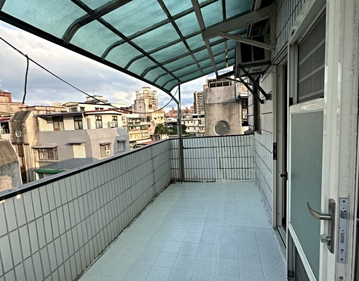 捷運永安市場站採光大套房，獨立大陽台,交通便利,採光好 - Image 3