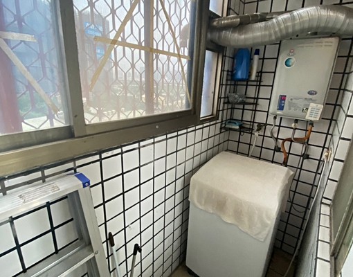 嶺東文山國小旁/精美社區三房含車位/可寵（小型）/可租補 - Image 13
