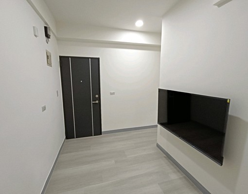近內科港墘站/全新裝潢家具家電齊全 - Image 2